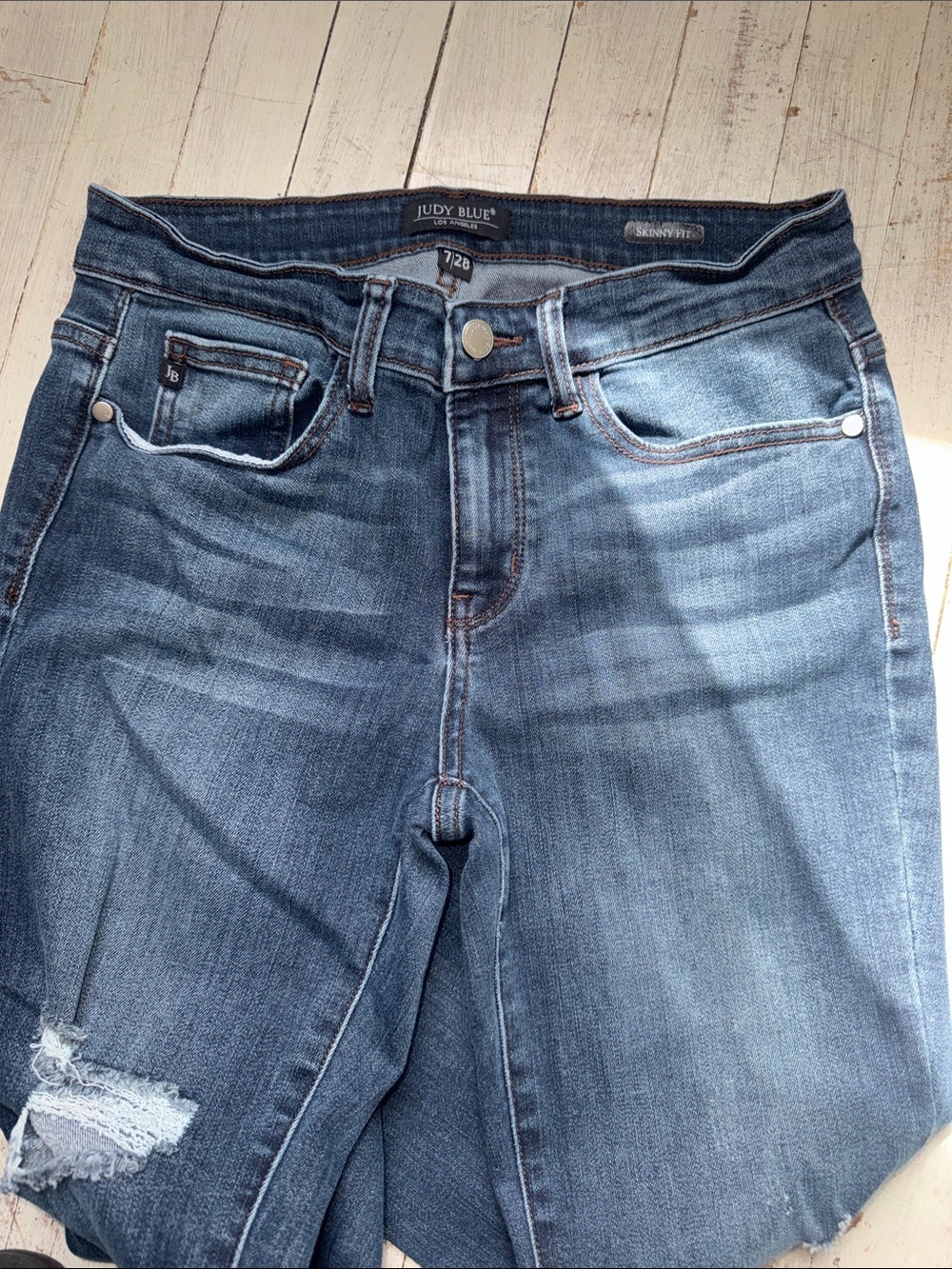 Judy Blue Dark Wash Ankle Skinny Jeans with Raw Hem - Picture 3 of 7